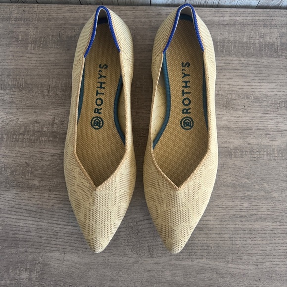 Rothy’s Animal Print Giraffe Women’s Point Size 9 - Picture 1 of 5